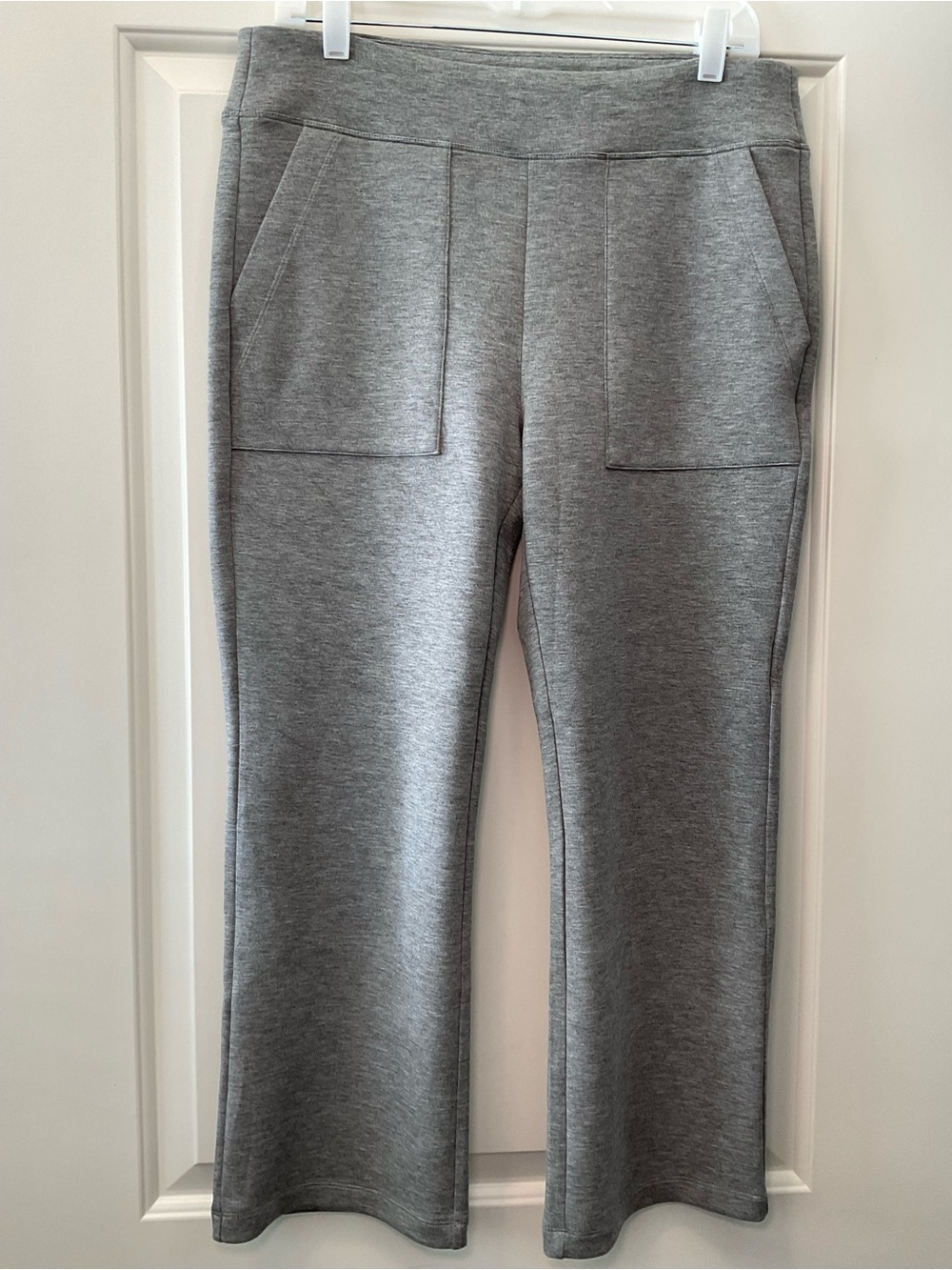 CAbi Stealth Heather Gray Pull-On Cropped Knit Pants